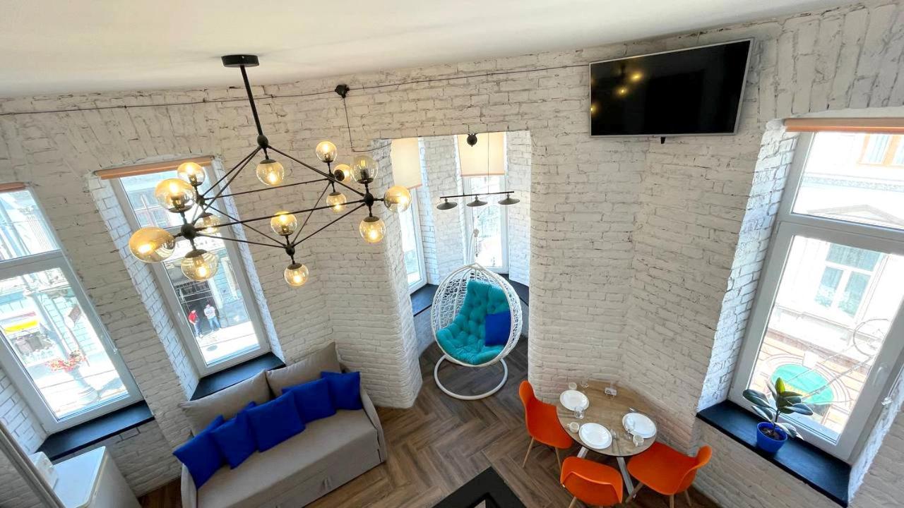 квартира-студія в центрі міста біля ратуші Apartment