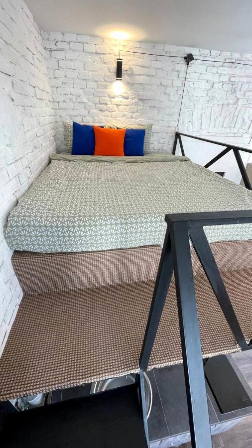 квартира-студія в центрі міста біля ратуші Apartment *