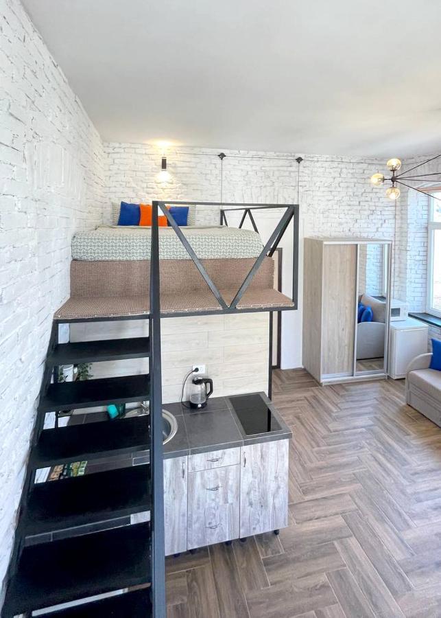 квартира-студія в центрі міста біля ратуші Apartment