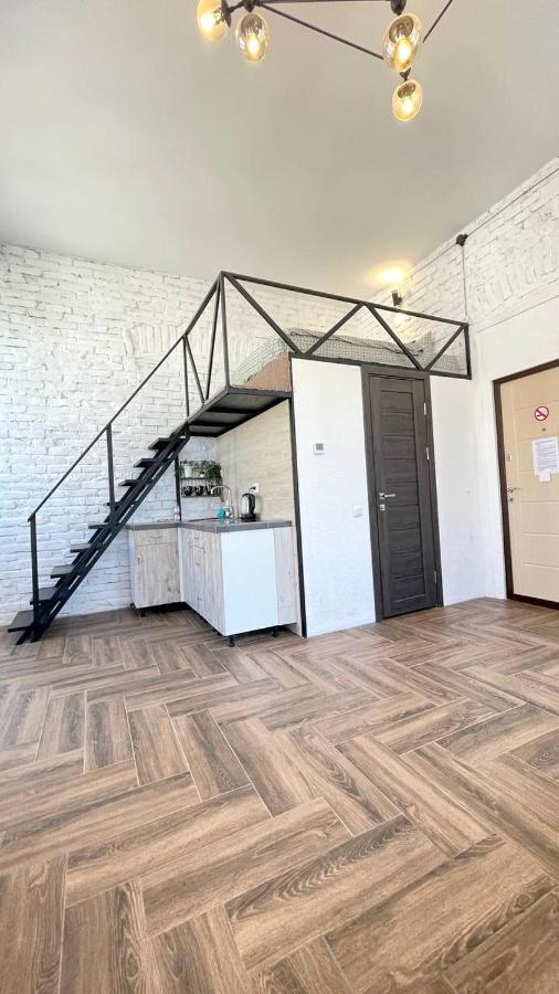 квартира-студія в центрі міста біля ратуші Apartment Chernivtsi